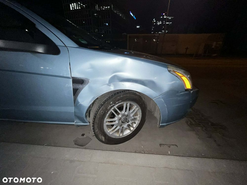 Ford Focus - 8