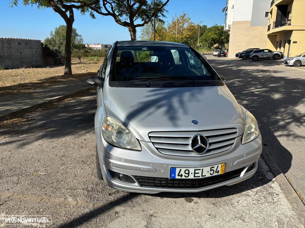 Mercedes-Benz B 180 CDi - 9