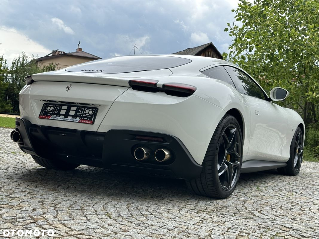 Ferrari Roma - 7