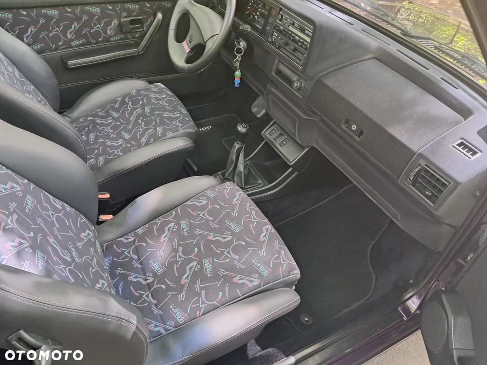 Volkswagen Golf Cabriolet 1.8 GL - 17