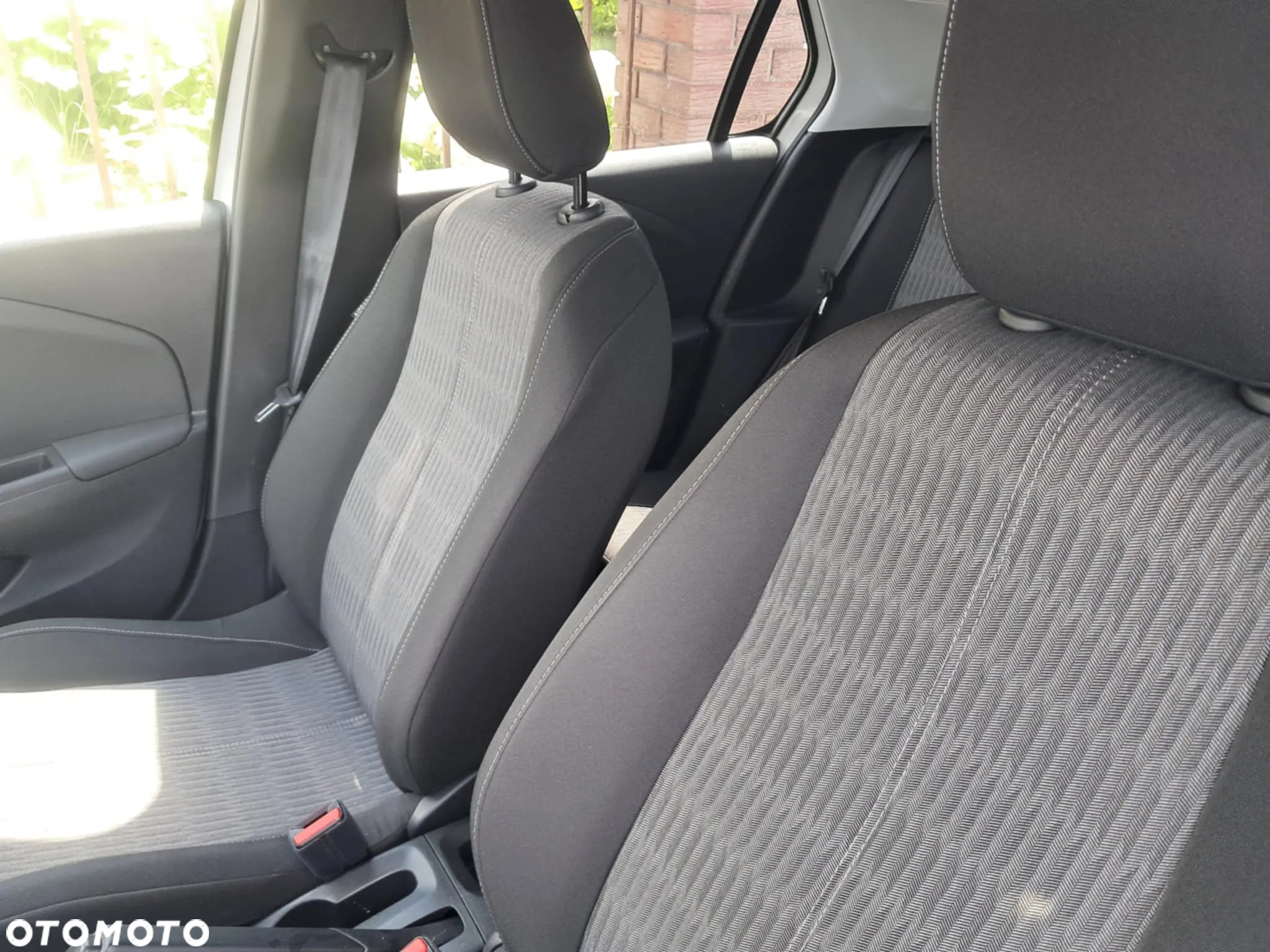 Opel Corsa - 10