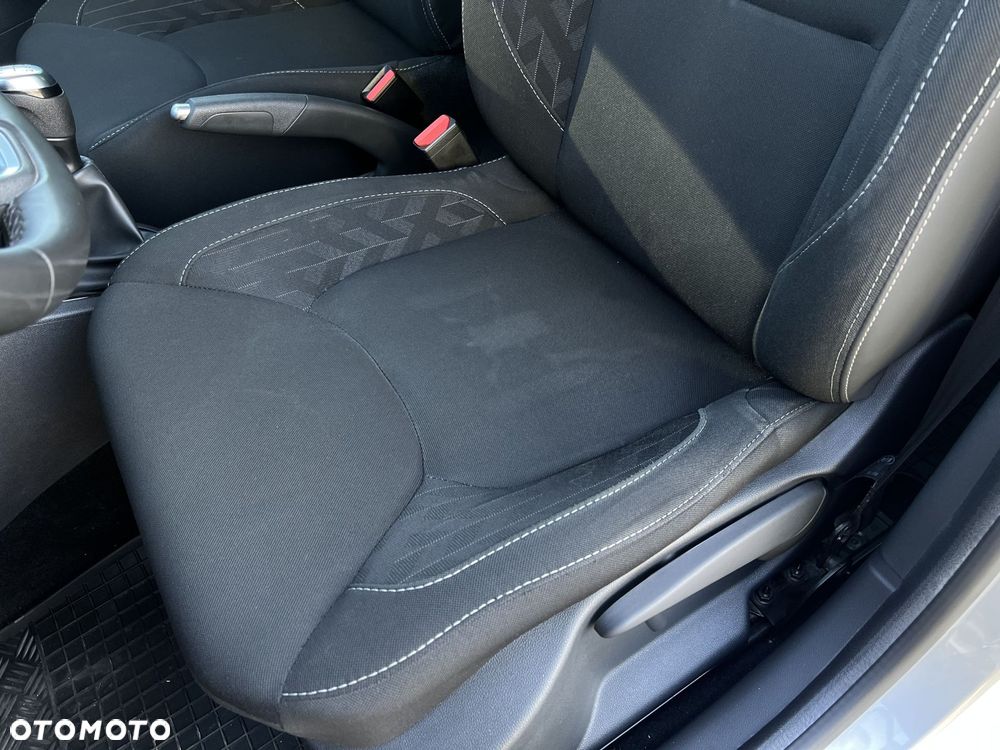 Renault Clio 0.9 TCe Limited - 12