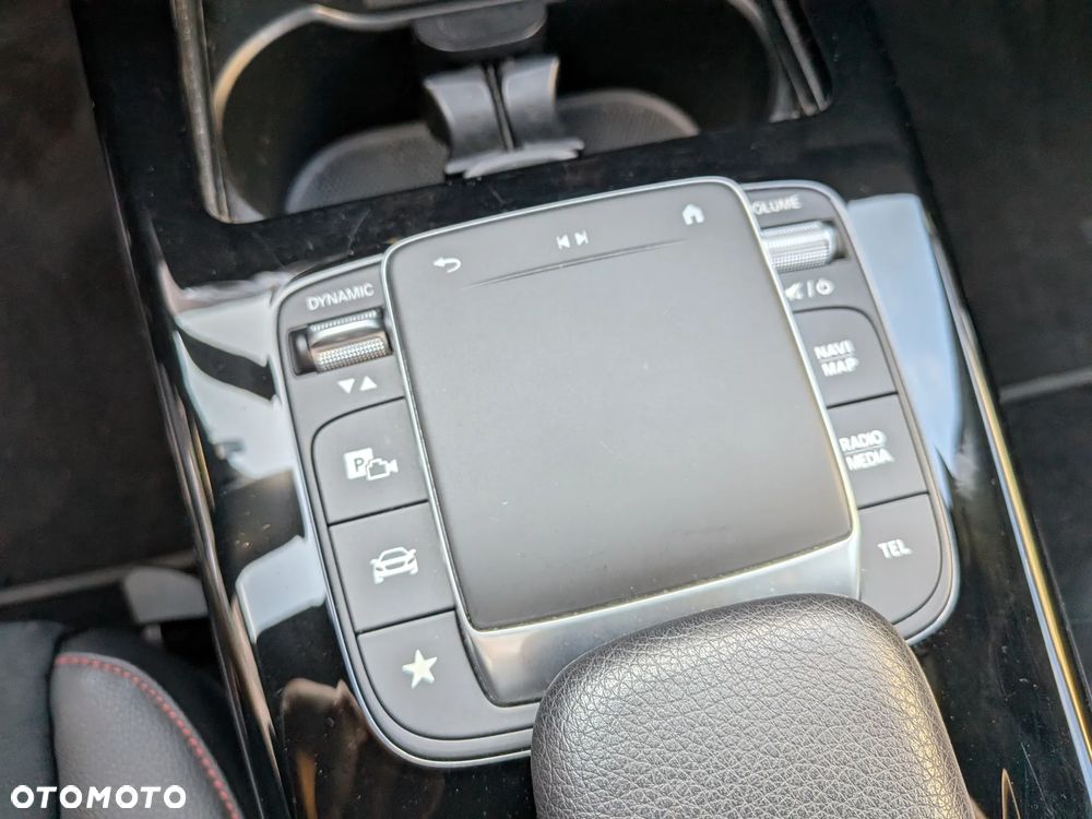 Mercedes-Benz CLA 200 d 8G-DCT AMG Line - 22