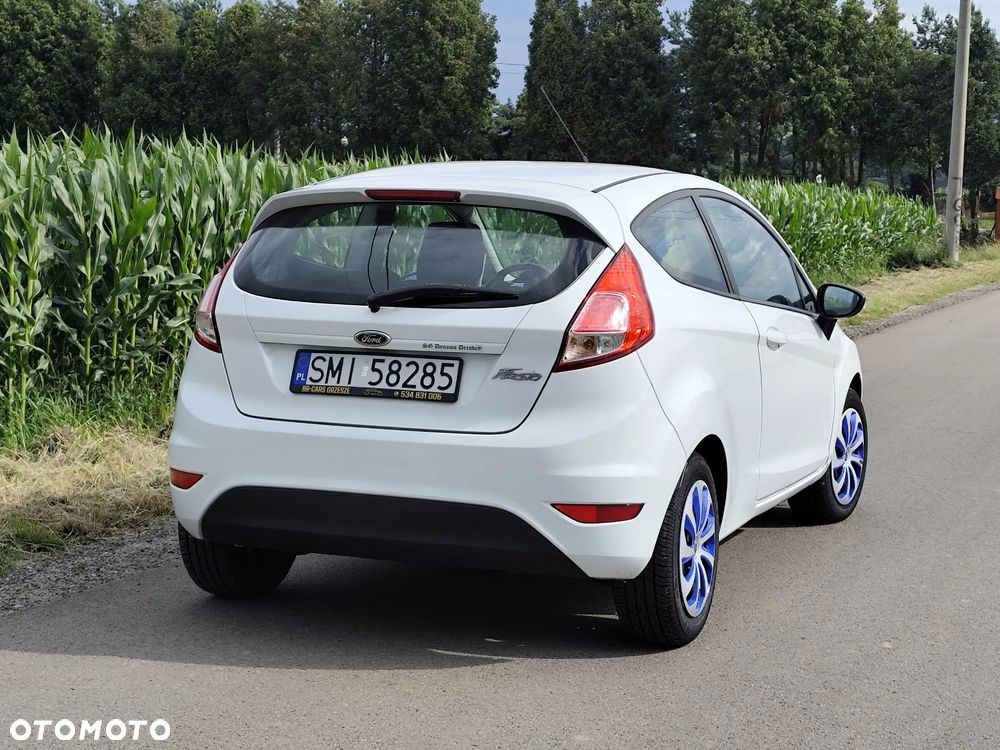 Ford Fiesta 1.25 Champions Edition - 28
