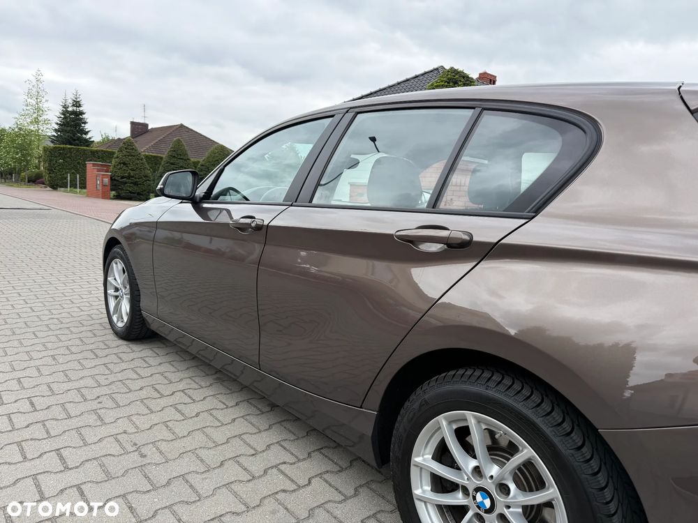 BMW Seria 1 120d - 11