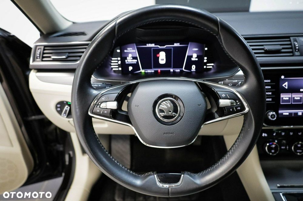 Skoda Superb - 19