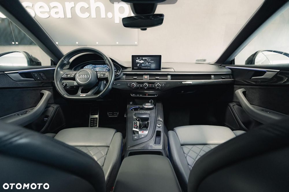 Audi S5 Coupé - 11