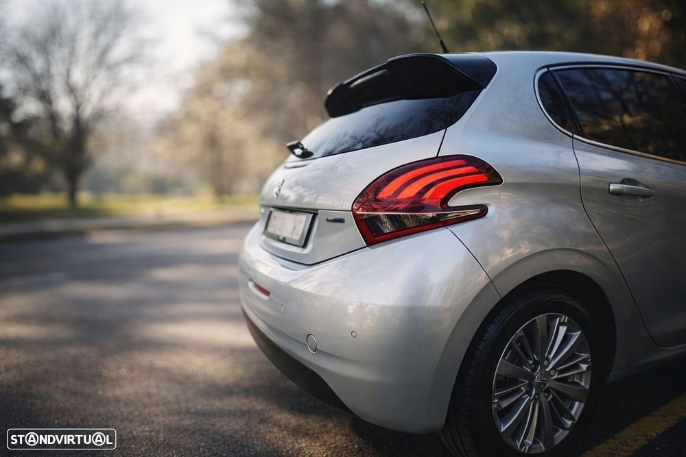 Peugeot 208 Blue-HDi 100 Stop&Start Allure - 22