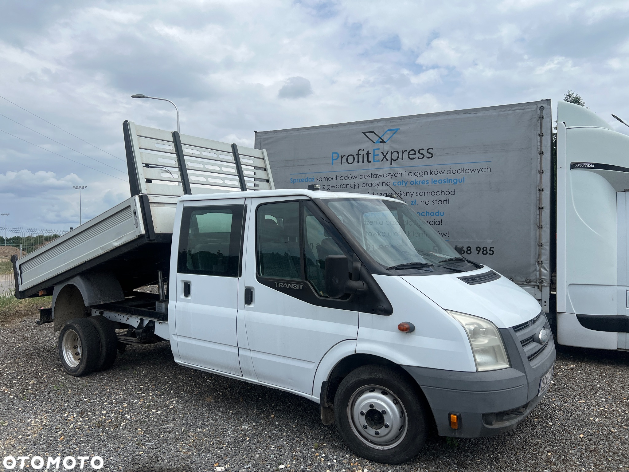Ford TRANSIT DOKA 7-osobowy - 20