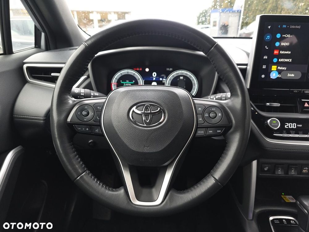 Toyota Corolla Cross - 15