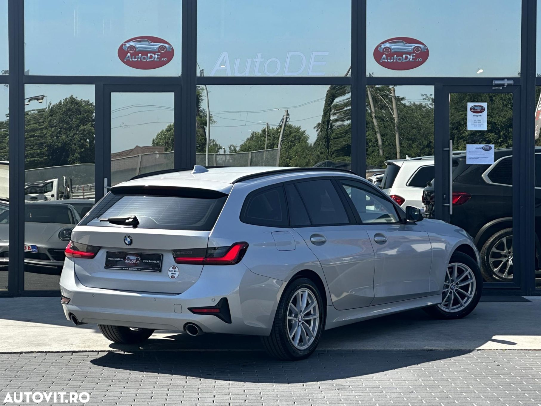 BMW Seria 3 320d Touring Aut. Advantage - 3