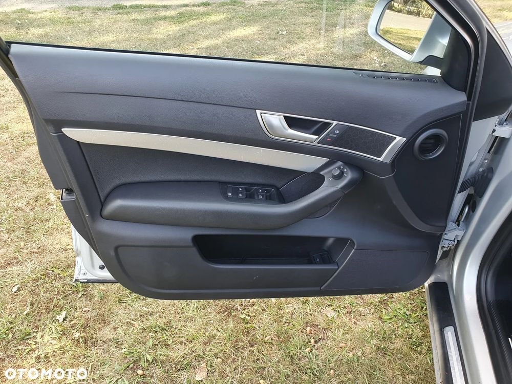 Audi A6 Avant 3.0 TDI DPF quattro tiptronic - 12