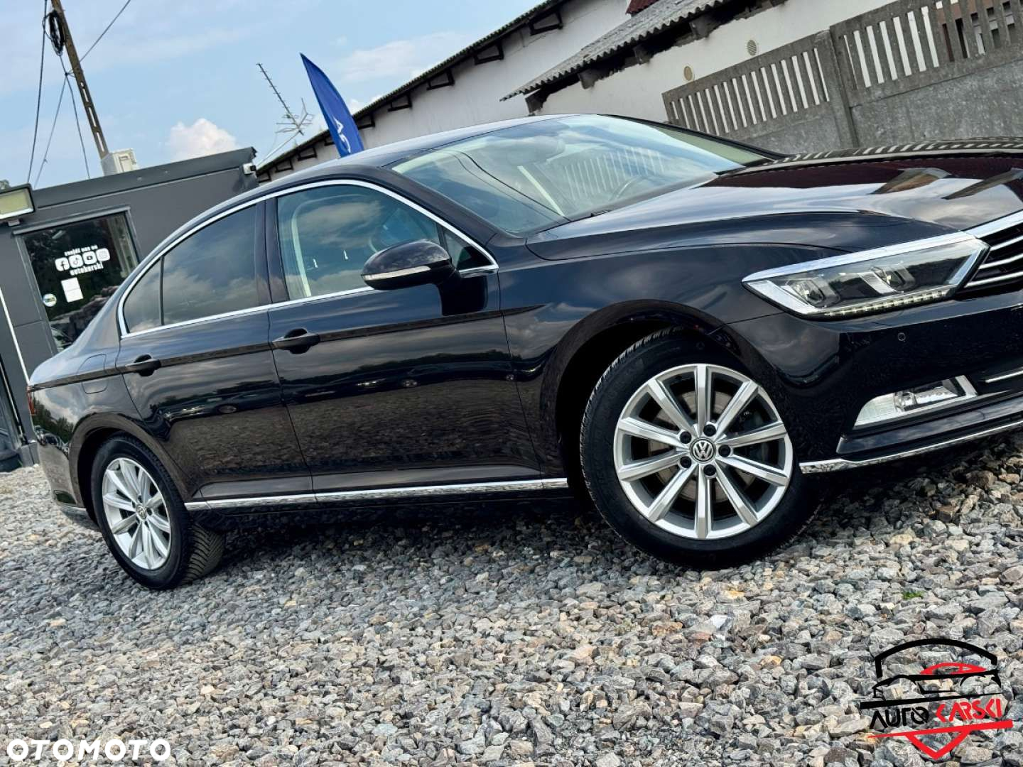 Volkswagen Passat - 10