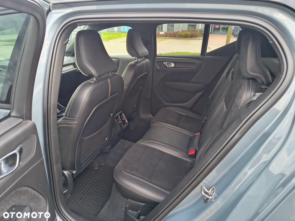 Volvo XC 40 D3 Geartronic R-Design - 13