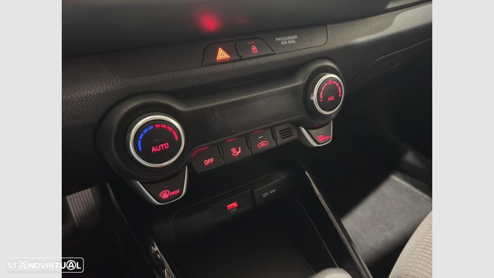Kia Stonic 1.0 T-GDI Drive - 14