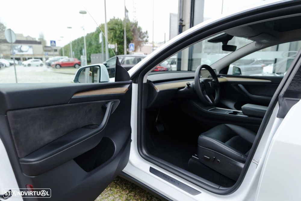 Tesla Model Y Long Range Tração Integral - 6