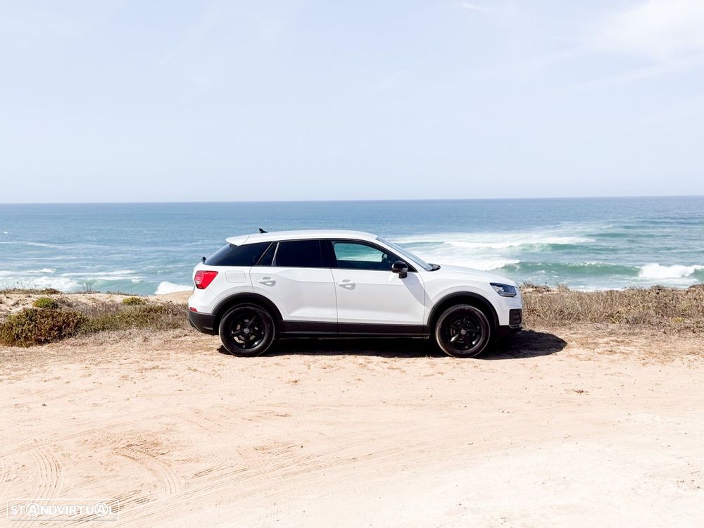 Audi Q2 30 TFSI Design - 6
