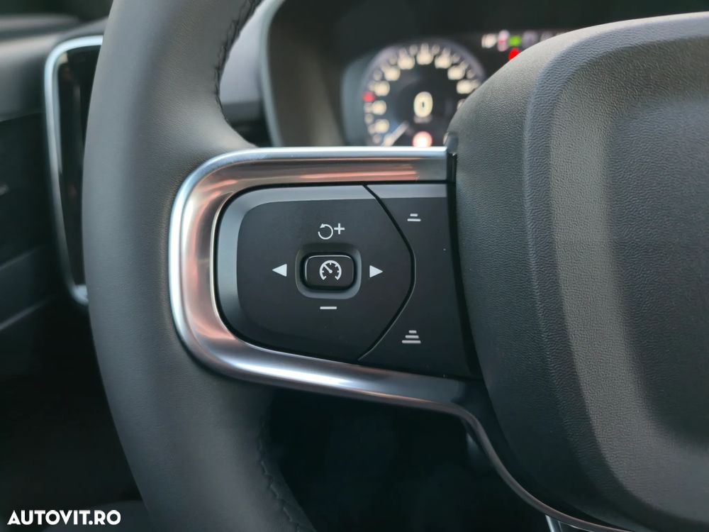 Volvo XC 40 T5 Recharge DKG RDesign Expression - 23