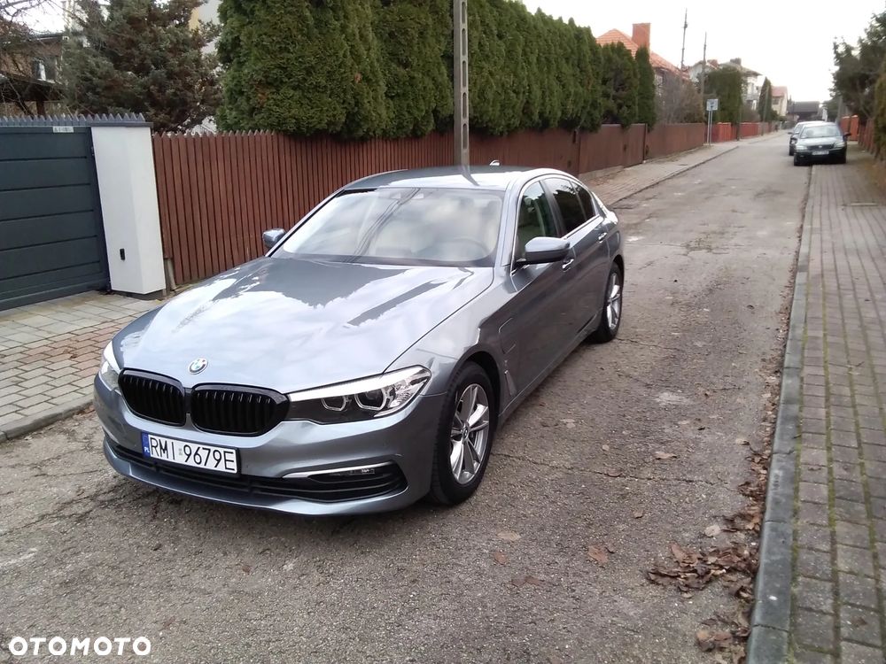 BMW Seria 5 530e - 2