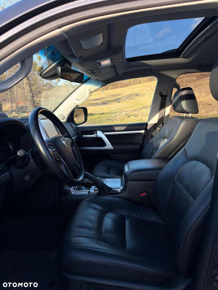 Toyota Land Cruiser LC 4.6 Limited 7os - 9