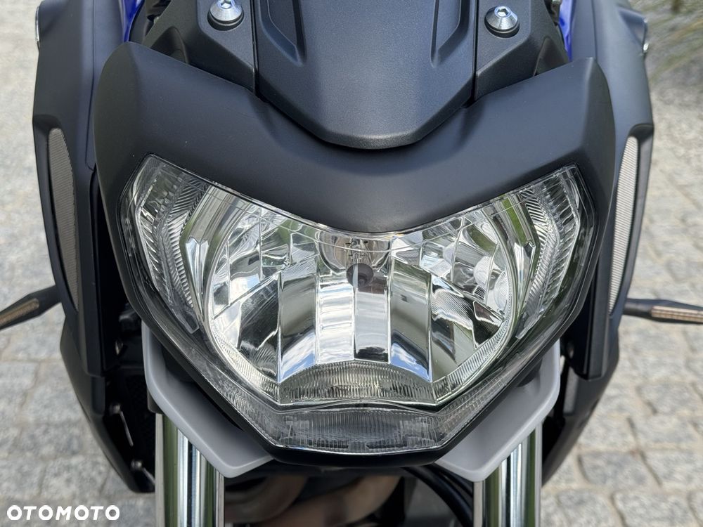 Yamaha MT - 27