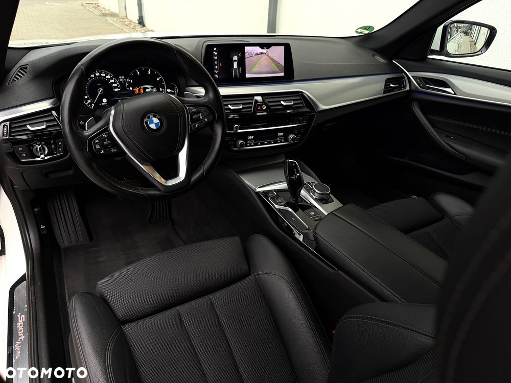 BMW Seria 5 520d xDrive Sport Line sport - 16