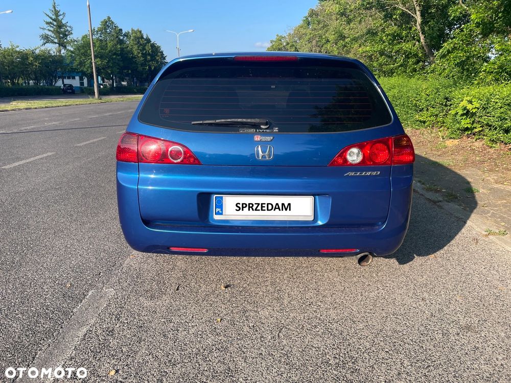 Honda Accord - 4