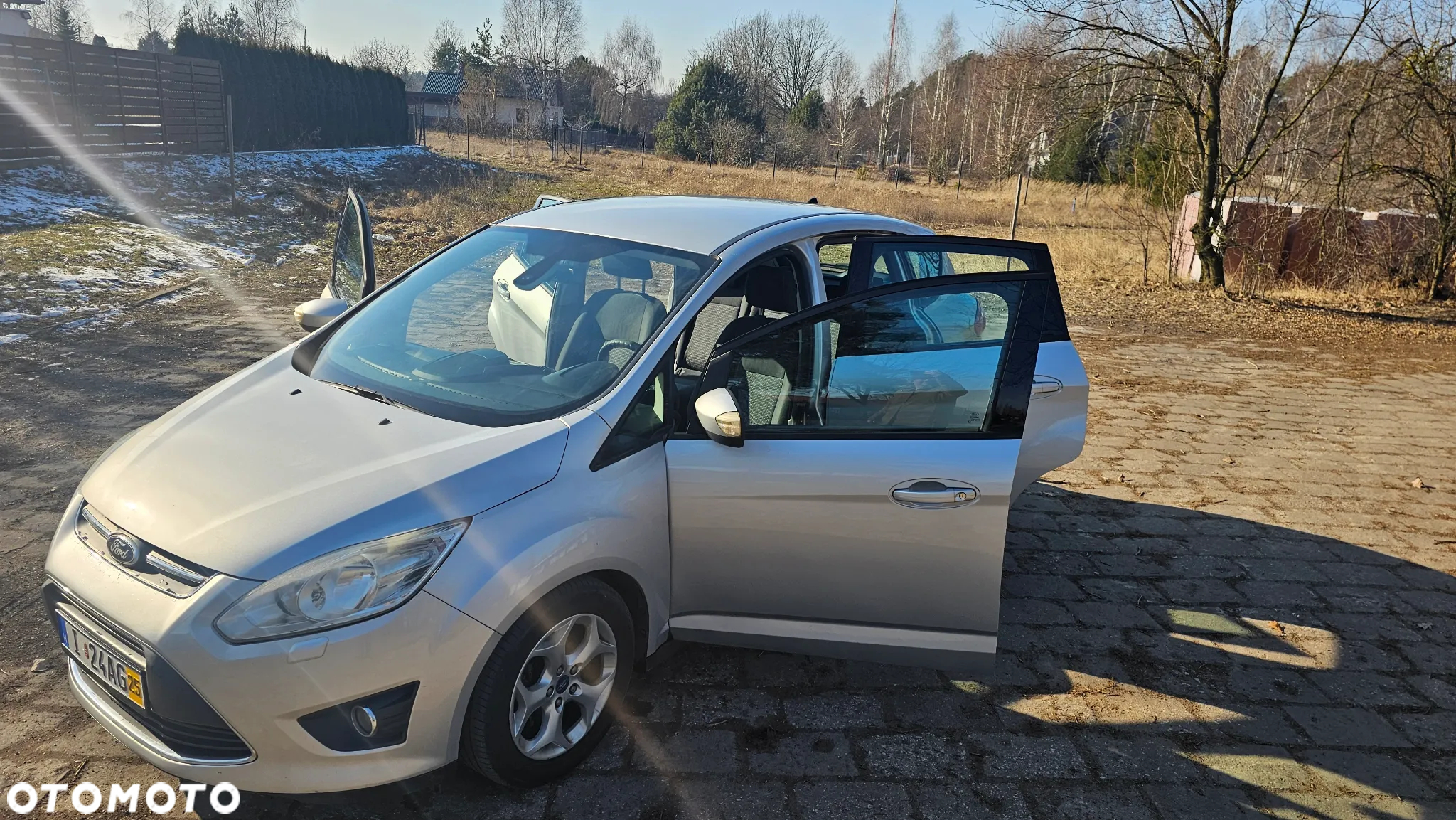Ford C-MAX 1.6 TDCi Ambiente - 19