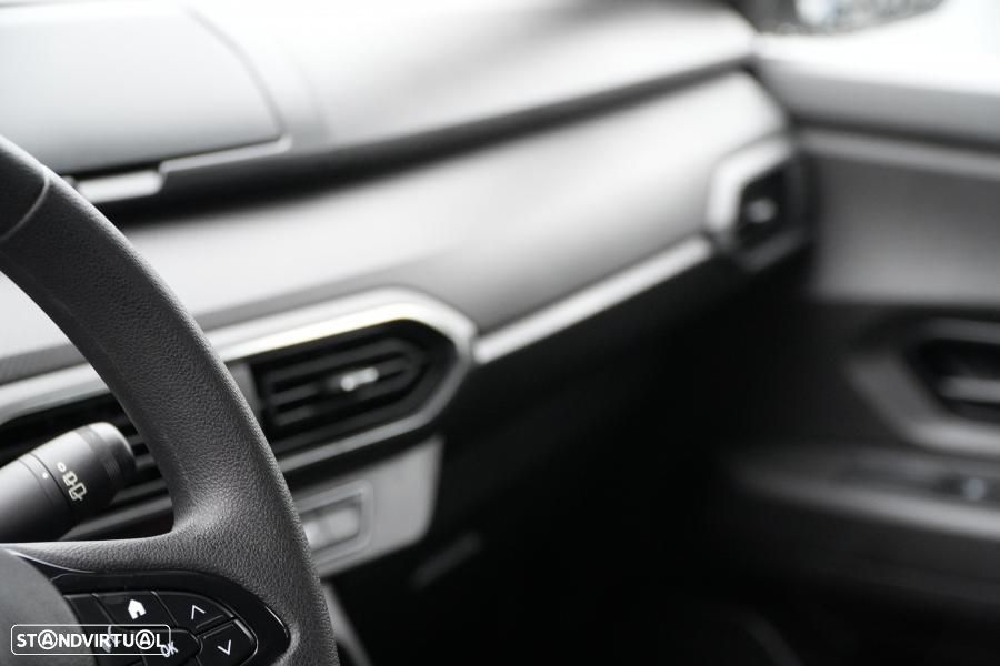 Dacia Sandero 1.0 SCe Essential - 13