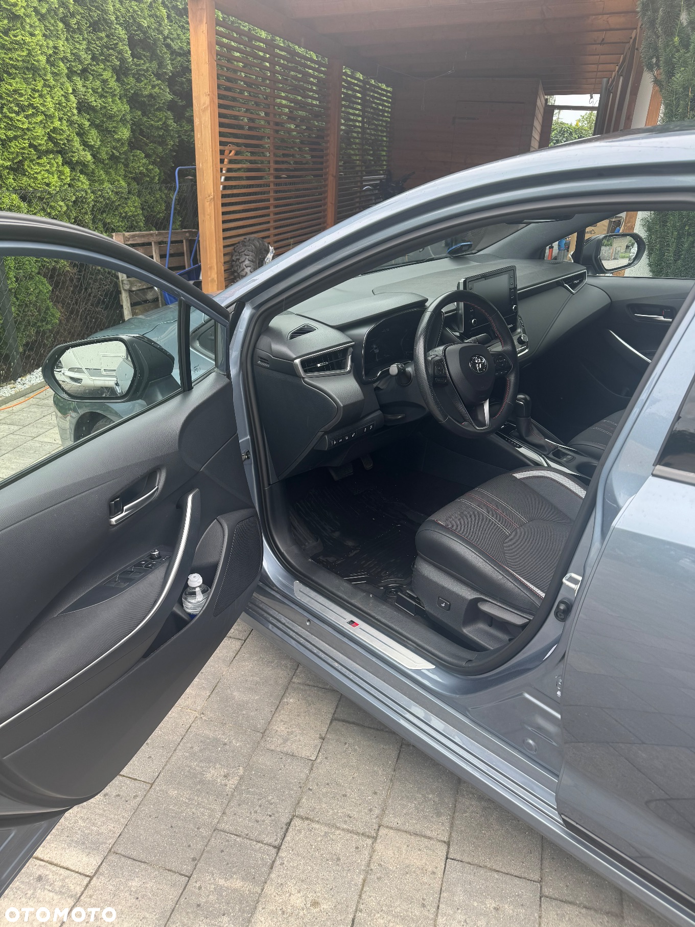 Toyota Corolla 1.8 Hybrid GR Sport Dynamic - 12