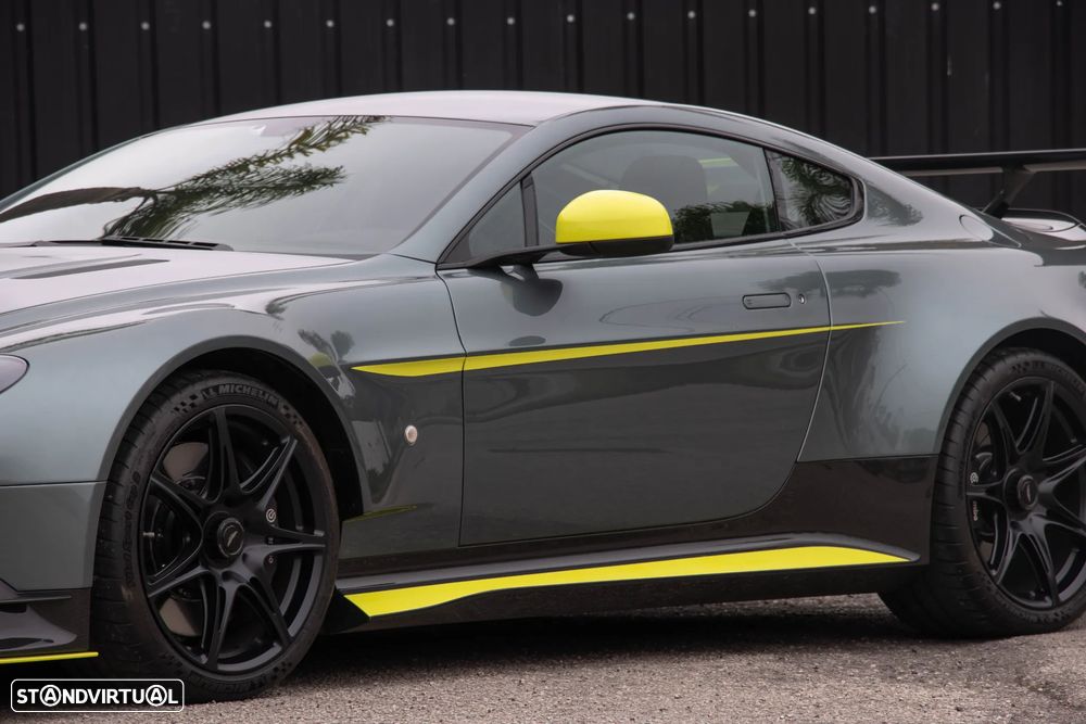 Aston Martin Vantage Coupe GT8 - 3