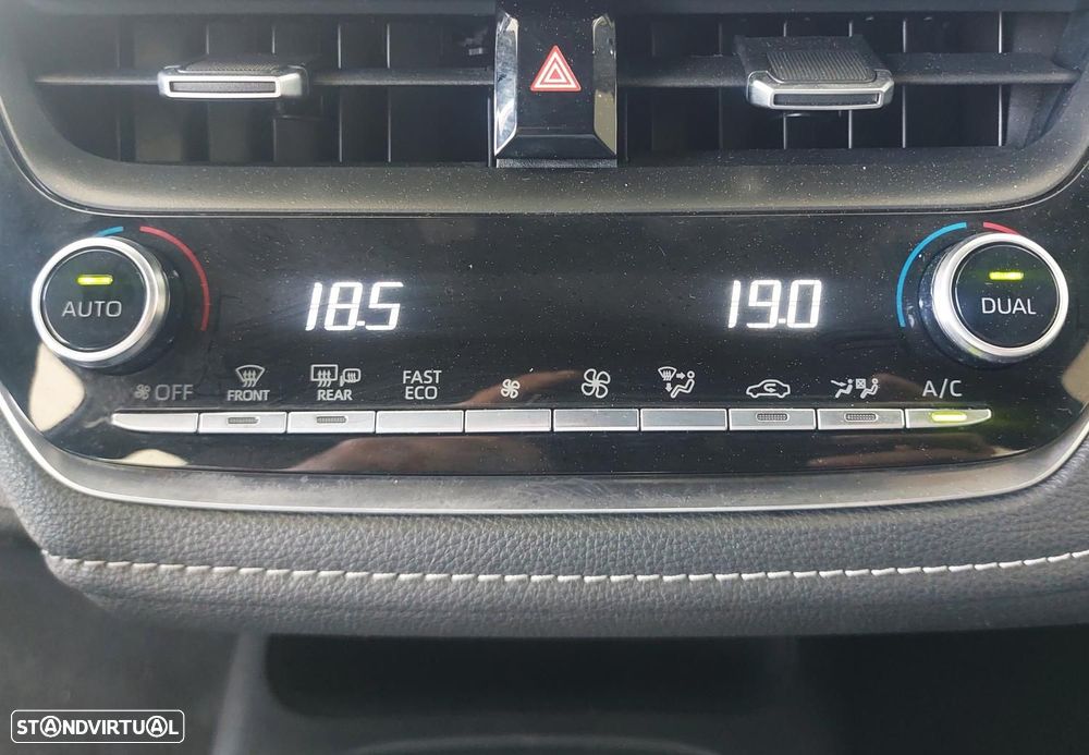Toyota Corolla Touring Sports 1.8 Hybrid Comfort - 23