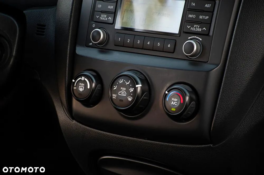 Kia Sportage 2.0 2WD Attract - 26