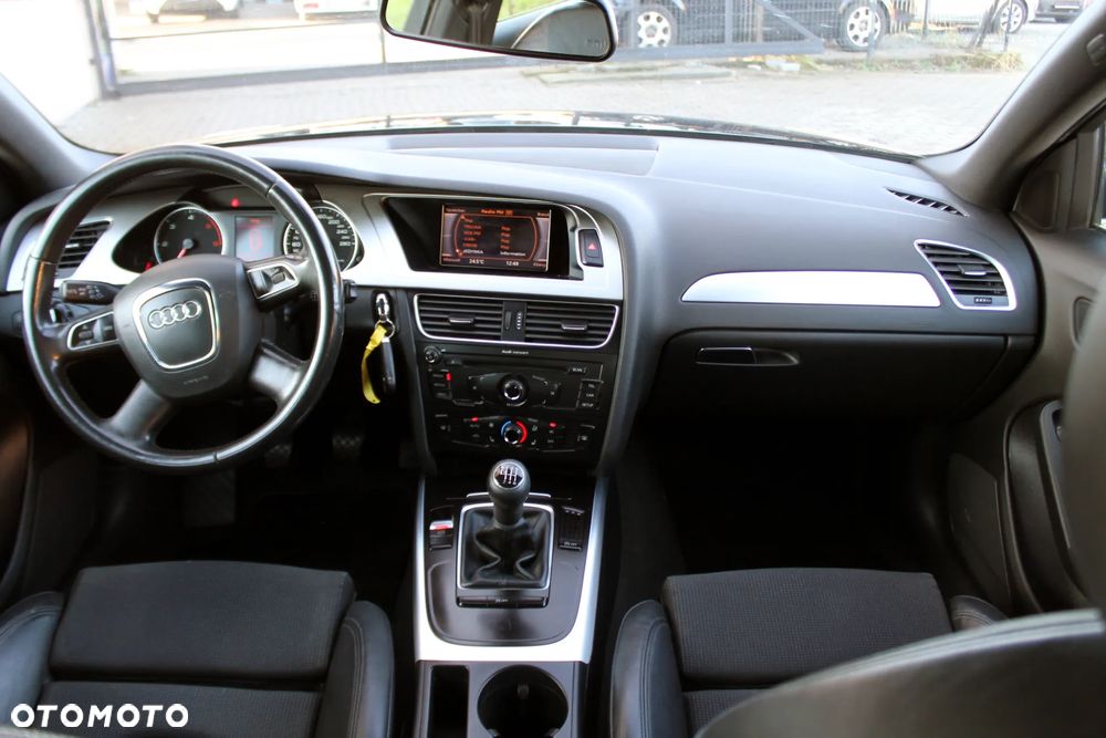 Audi A4 Avant 2.0 TDI DPF S line Sportpaket (plus) - 10