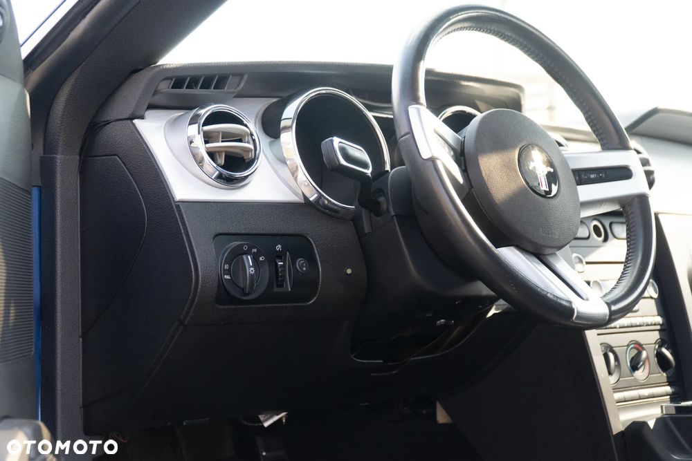 Ford Mustang 4.6 V8 Mach 1 - 16