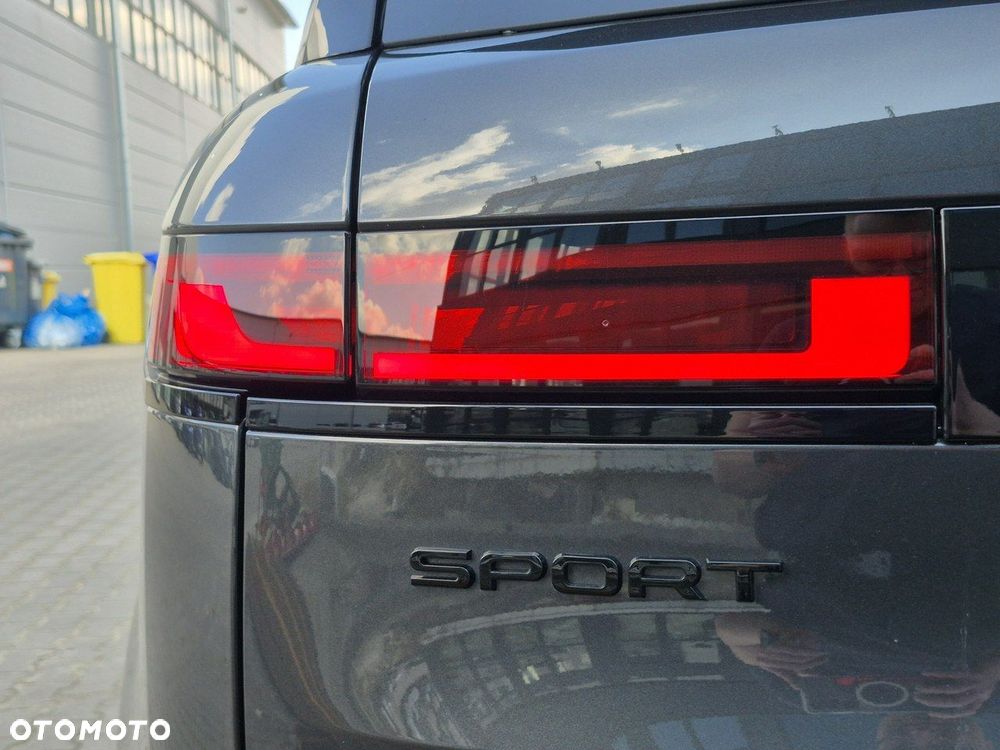 Land Rover Range Rover Sport - 11