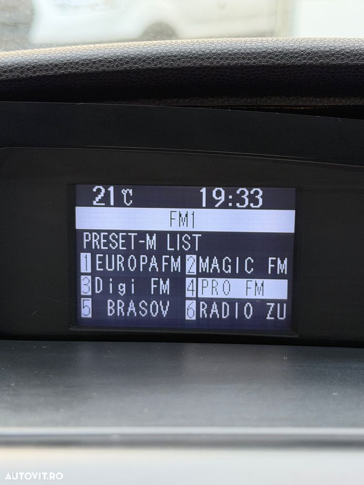 Mazda 3 1.6i CE - 23