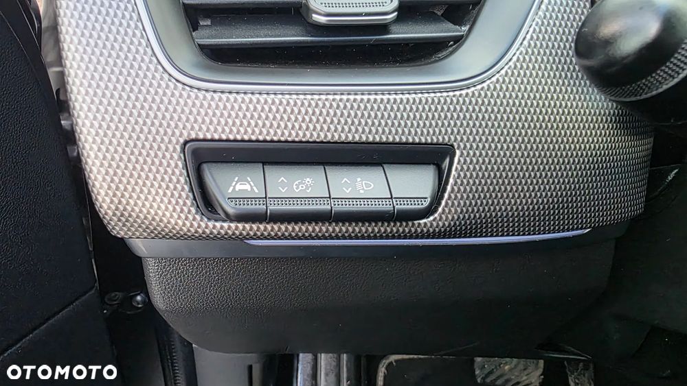 Renault Arkana E-TECH 145 INTENS - 16