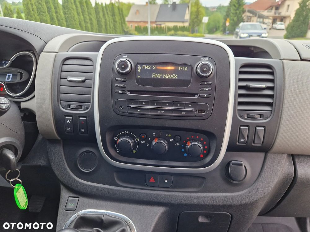 Renault Trafic Furgon Long L2 - 21