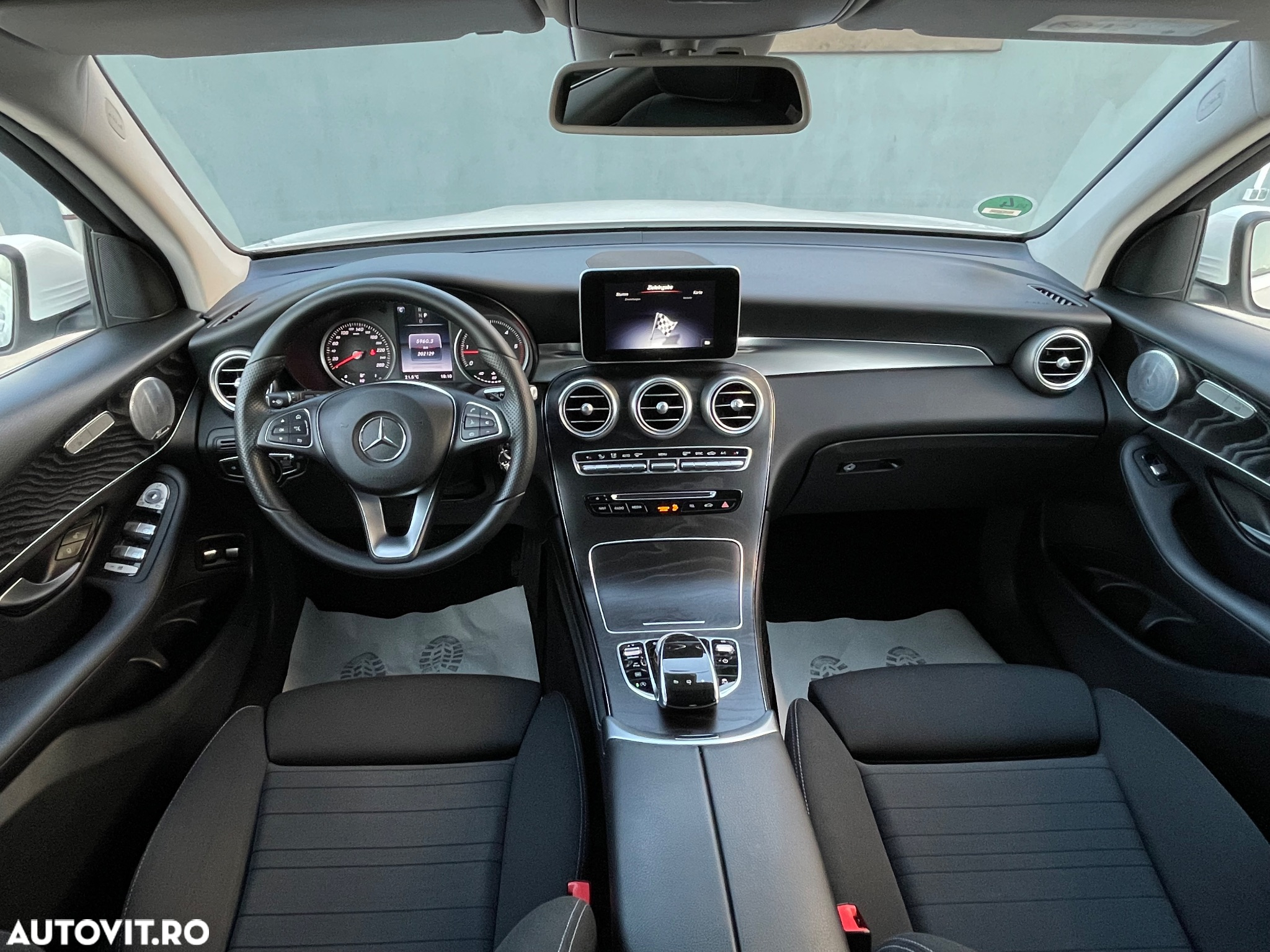 Mercedes-Benz GLC 220 d 4MATIC - 4