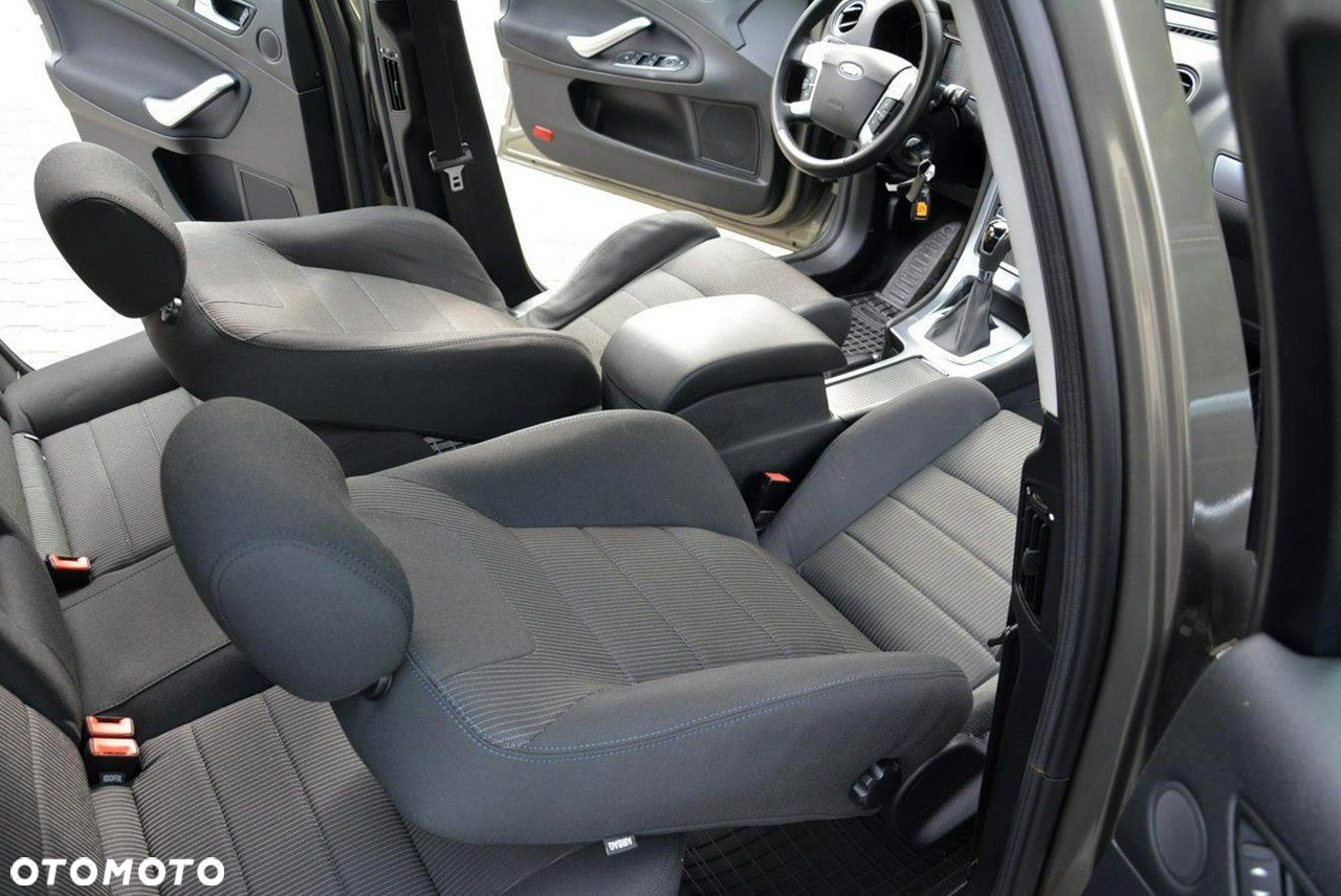 Ford Mondeo 2.0 EcoBoost Titanium - 21