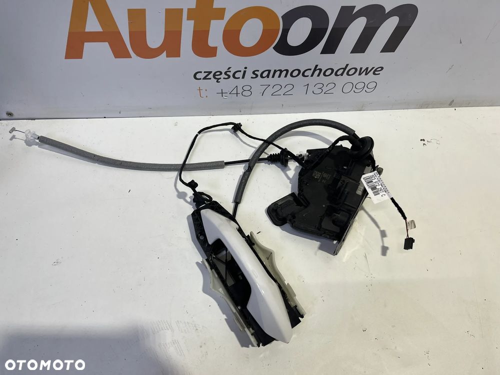 KLAMKA PRZÓD PRZEDNIA PRAWA DRZWI SKODA OCTAVIA IV  5E3972297C - 1