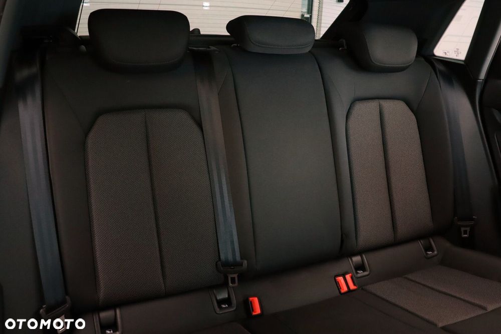 Audi A3 Sportback - 13