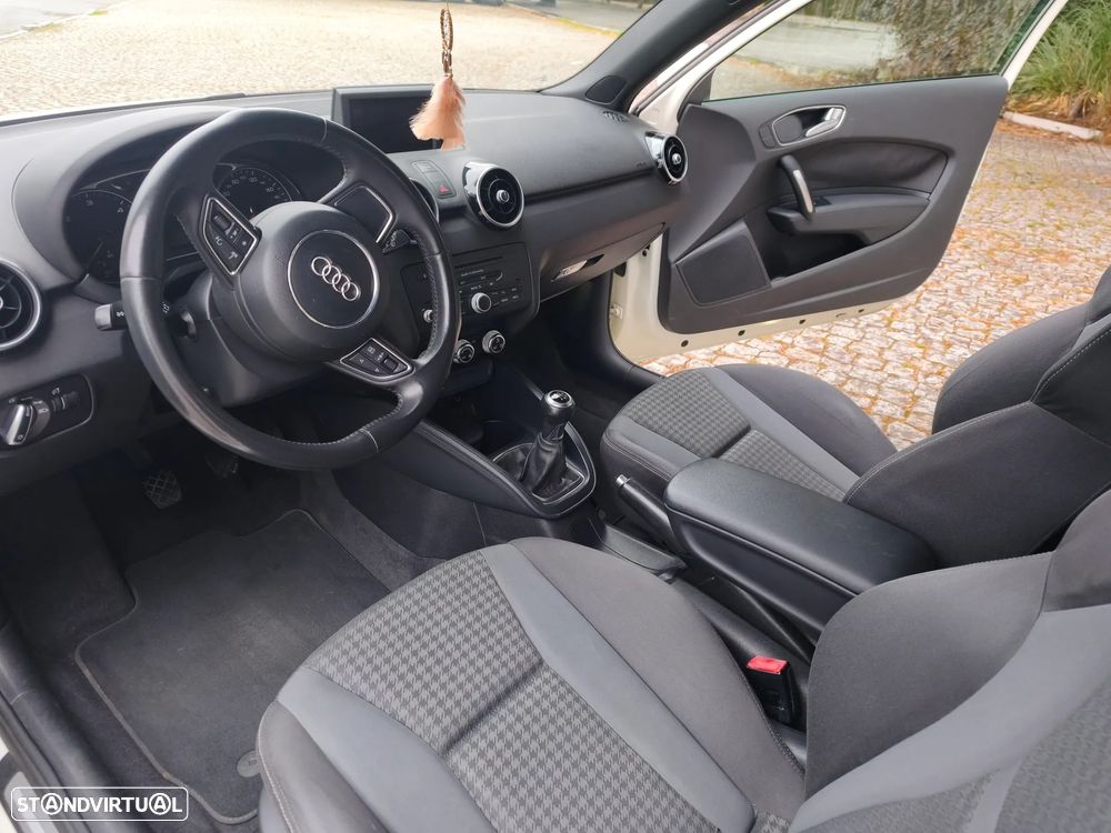 Audi A1 1.6 TDI Sport 99g - 6