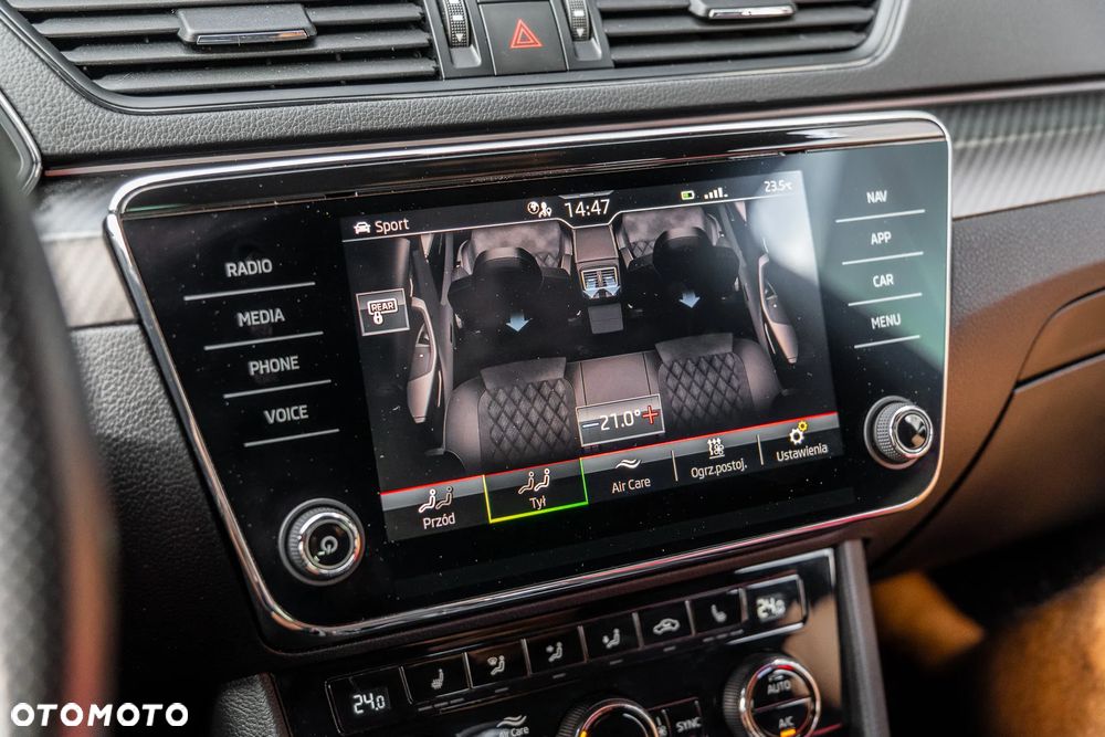 Skoda Superb Combi 2.0 TDI 4x4 DSG Sportline - 24