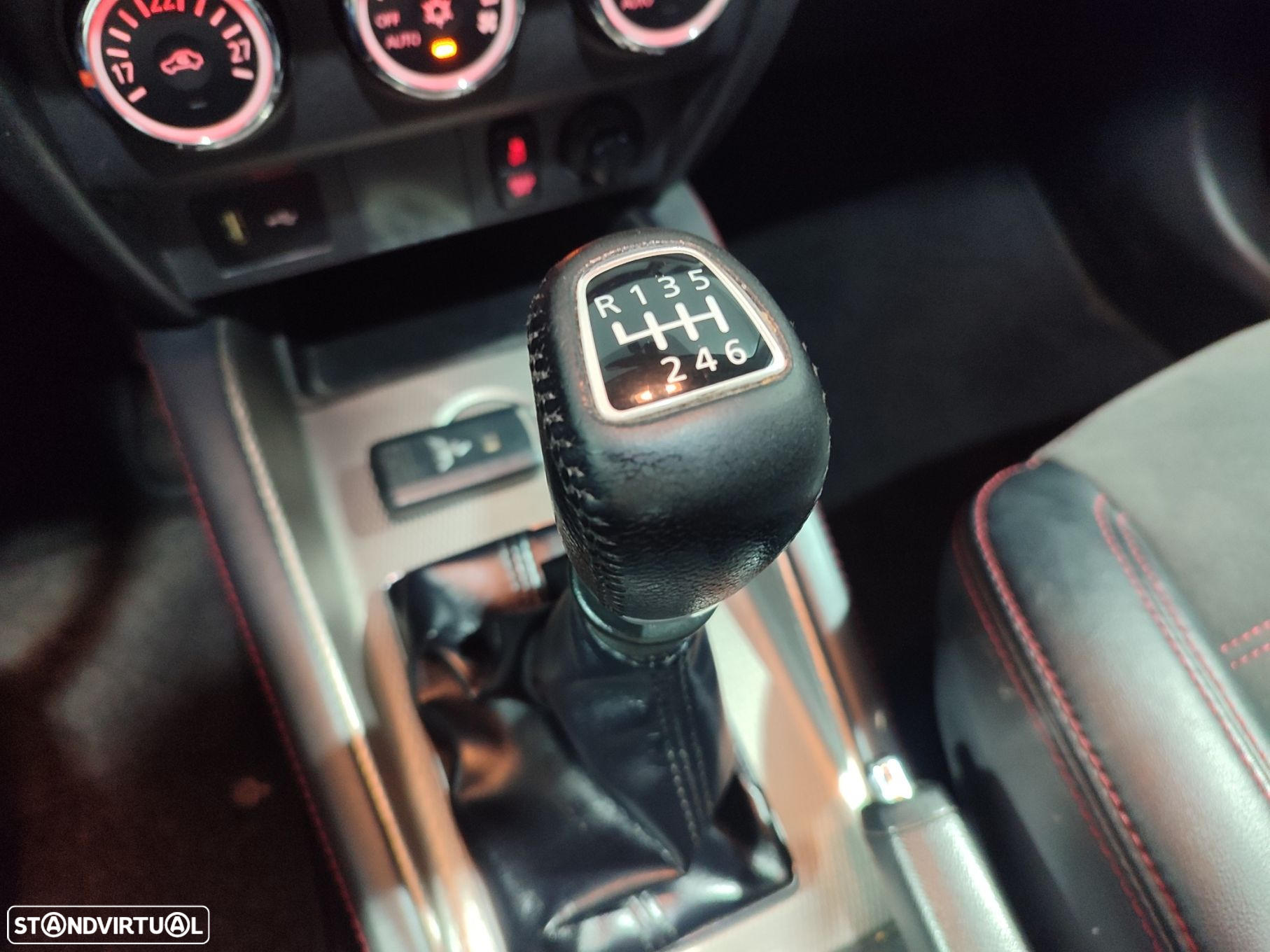 Mitsubishi ASX 1.6 DI-D Instyle Connect Edition - 28