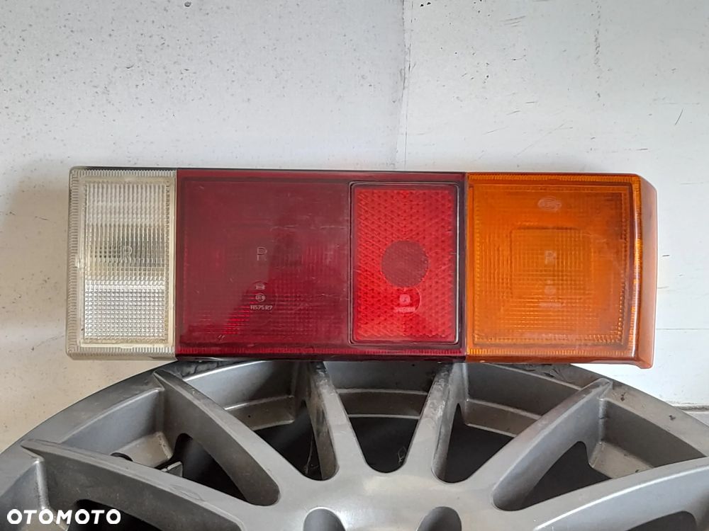 Lampa prawy tył Volkswagen Scirocco MK1 Hella 531945096