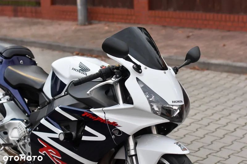 Honda CBR - 4