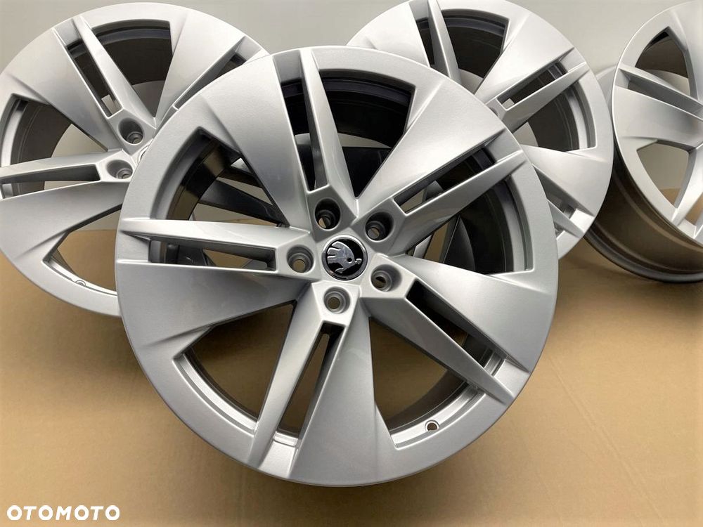 FELGI SKODA ENYAQ YETI KAROQ KODIAQ OCTAVIA SUPERB 8J 19 ET45 5LA601025B - 2