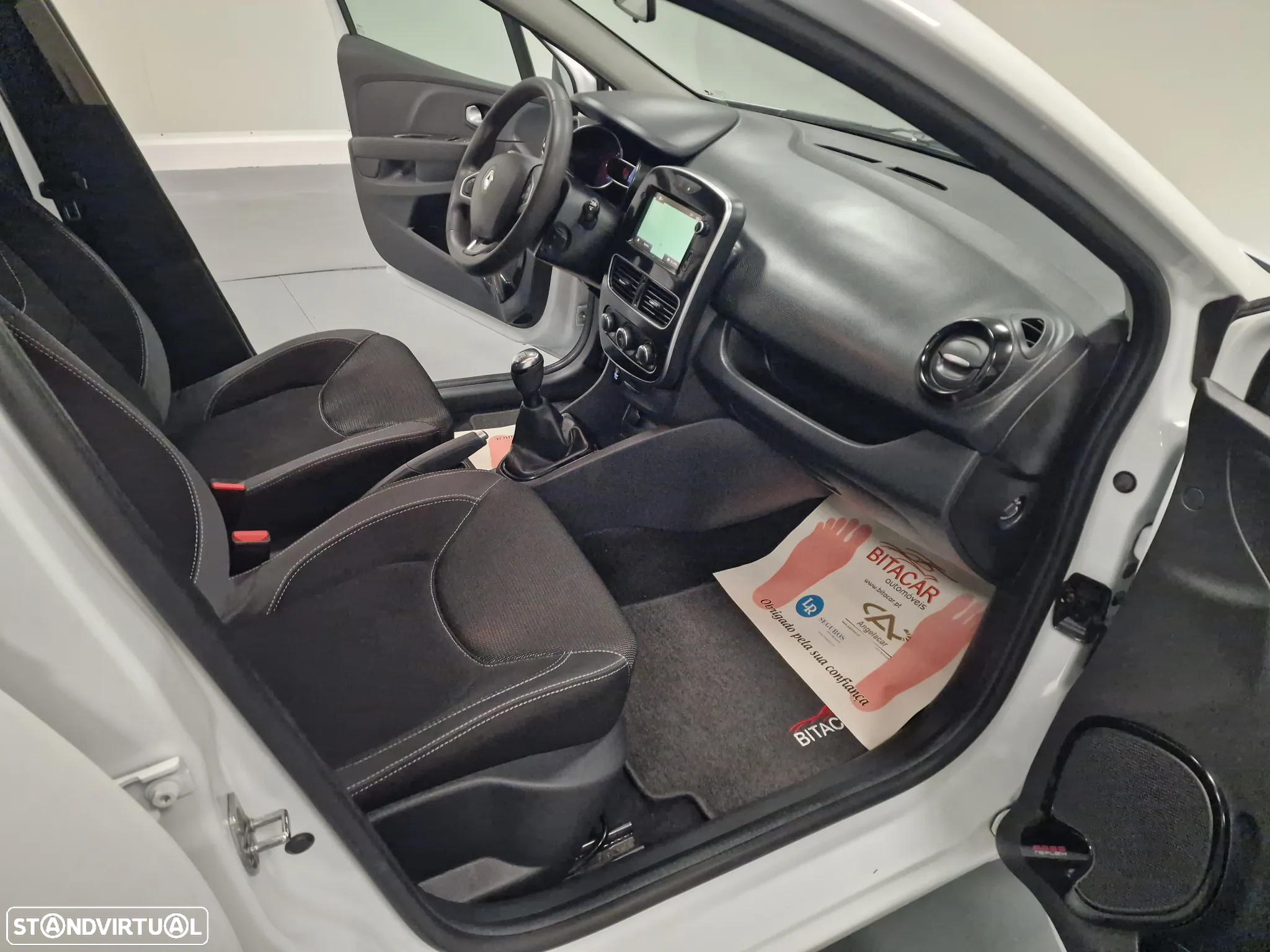 Renault CLIO SOCIETE 1.5DCI 90CV ZEN GPS IVA DEDUTIVEL - 41